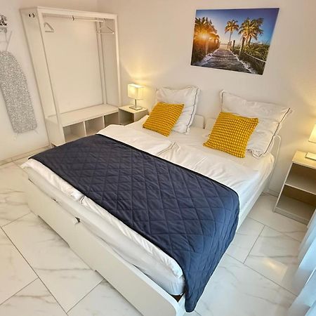 Stillvoll Neubau-Appart Nahe Legoland Und Fachklinik Ichenhausen Bagian luar foto